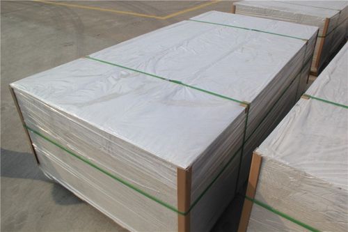 维增强硅酸钙板是一种典型的装修纤维增强硅酸钙板,采用特殊工艺制造.